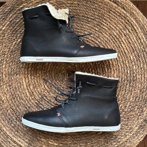 HUB Leather Boots